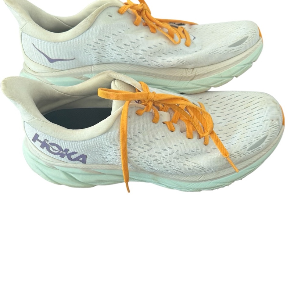 Hoka Women's Clifton 8 Running Shoe